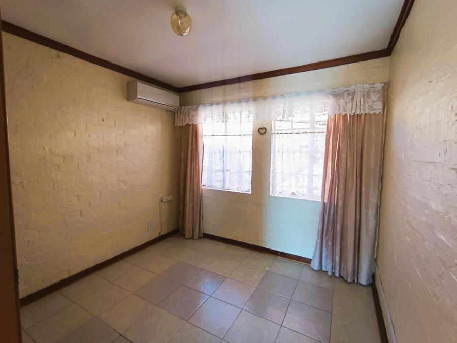 2 Bedroom Property for Sale in Pentagon Park Free State